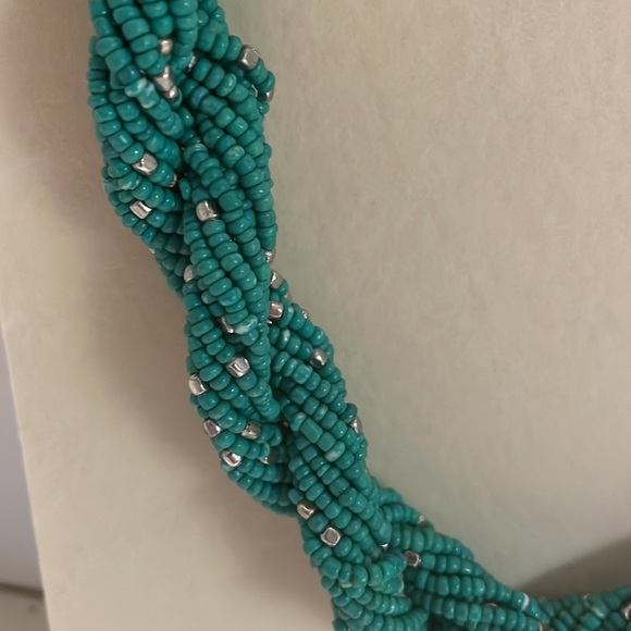 19” 6 strand blue green gold seed bead necklace with a lobster clasp & extender - Picture 9 of 15